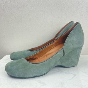 Gentle Souls Ridge Amaru Green Suede Wedge Round Toe 8